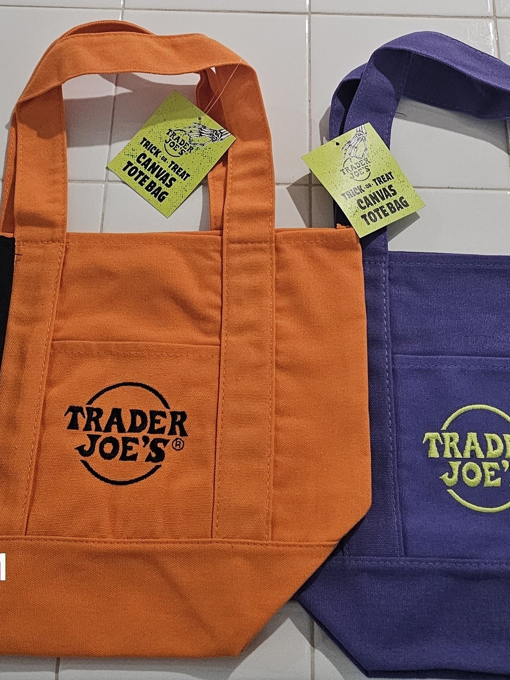Traders Joe Halloween Tote Bags🎃👻